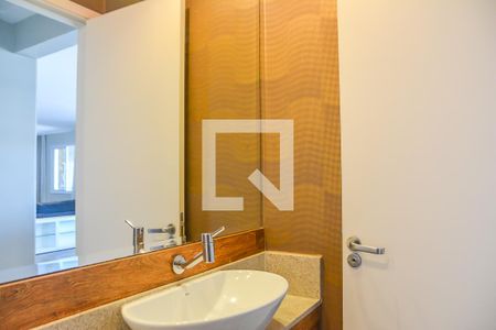 Apartamento à venda com 156m², 3 quartos e 3 vagas Apartamento à venda com 156m², 3 quartos e 3 vagasLavabo
