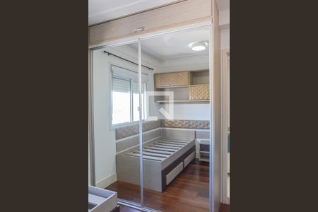 Apartamento à venda com 156m², 3 quartos e 3 vagas Apartamento à venda com 156m², 3 quartos e 3 vagasQuarto 2 - Suíte