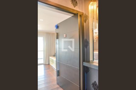 Apartamento à venda com 156m², 3 quartos e 3 vagas Apartamento à venda com 156m², 3 quartos e 3 vagasHall