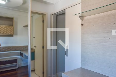 Apartamento à venda com 156m², 3 quartos e 3 vagas Apartamento à venda com 156m², 3 quartos e 3 vagasQuarto 2 - Suíte