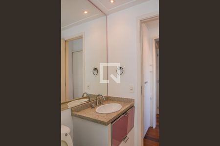 Apartamento à venda com 156m², 3 quartos e 3 vagas Apartamento à venda com 156m², 3 quartos e 3 vagasBanheiro da Suíte 3