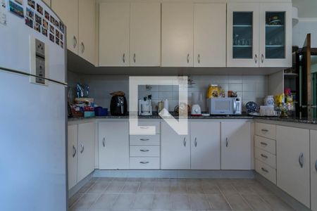 Casa para alugar com 600m², 4 quartos e 4 vagas Casa para alugar com 600m², 4 quartos e 4 vagasCozinha