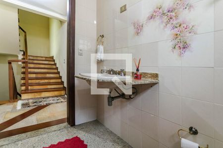 Casa para alugar com 600m², 4 quartos e 4 vagas Casa para alugar com 600m², 4 quartos e 4 vagasLavabo