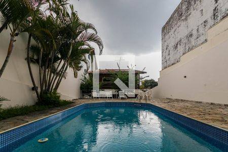 Casa para alugar com 600m², 4 quartos e 4 vagas Casa para alugar com 600m², 4 quartos e 4 vagasPiscina
