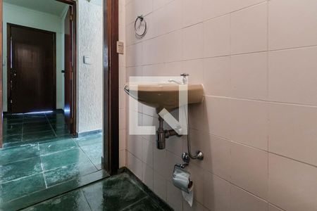 Casa para alugar com 600m², 4 quartos e 4 vagas Casa para alugar com 600m², 4 quartos e 4 vagasBanheiro de Serviço