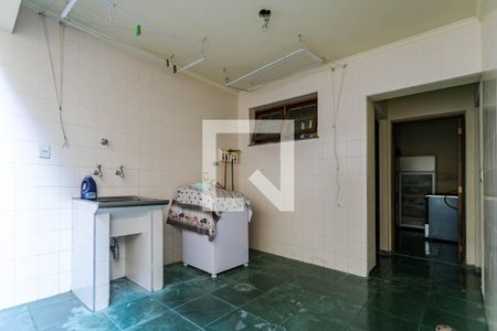 Casa para alugar com 600m², 4 quartos e 4 vagas Casa para alugar com 600m², 4 quartos e 4 vagasÁrea de Serviço