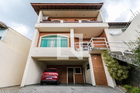 Casa para alugar com 600m², 4 quartos e 4 vagas Casa para alugar com 600m², 4 quartos e 4 vagasGaragem