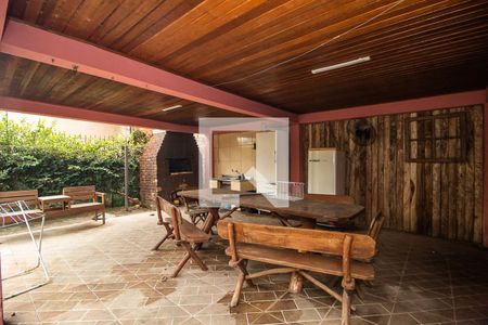 Casa à venda com 120m², 4 quartos e 2 vagasÁrea comum - Churrasqueira