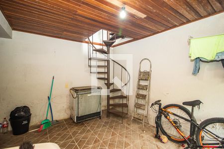 Casa à venda com 120m², 4 quartos e 2 vagasÁrea de Serviço