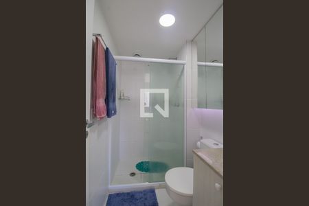 Apartamento à venda com 77m², 3 quartos e 1 vagaBanheiro da Suíte