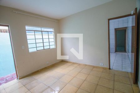 Sala  de casa para alugar com 2 quartos, 150m² em Cidade Líder, São Paulo