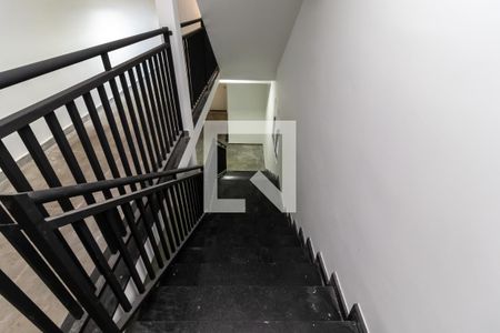 Apartamento à venda com 34m², 1 quarto e sem vagaEscada