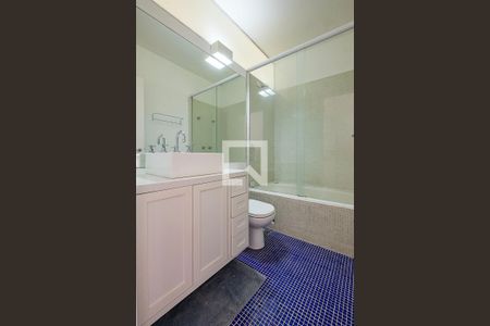 Casa de condomínio à venda com 100m², 1 quarto e 1 vagaSuíte - Banheiro