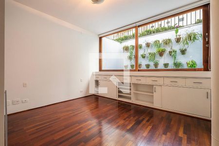 Casa de condomínio à venda com 100m², 1 quarto e 1 vagaSuíte