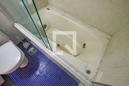 Casa de condomínio à venda com 100m², 1 quarto e 1 vagaSuíte - Banheiro