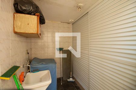 Casa à venda com 125m², 3 quartos e 2 vagas Casa à venda com 125m², 3 quartos e 2 vagasÁrea de Serviço