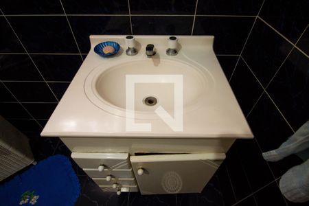 Casa à venda com 125m², 3 quartos e 2 vagas Casa à venda com 125m², 3 quartos e 2 vagasBanheiro