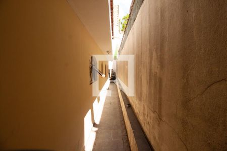 Casa à venda com 125m², 3 quartos e 2 vagas Casa à venda com 125m², 3 quartos e 2 vagasCorredor