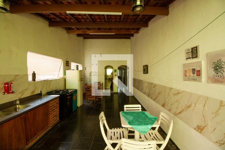 Casa à venda com 125m², 3 quartos e 2 vagas Casa à venda com 125m², 3 quartos e 2 vagasÁrea externa