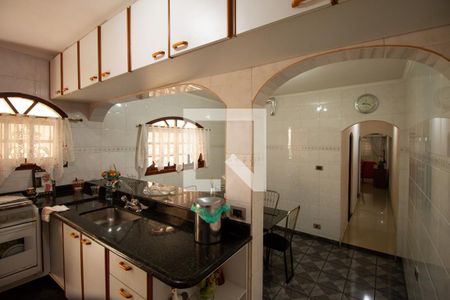 Casa à venda com 125m², 3 quartos e 2 vagas Casa à venda com 125m², 3 quartos e 2 vagasCozinha