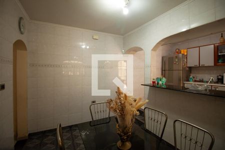 Casa à venda com 125m², 3 quartos e 2 vagas Casa à venda com 125m², 3 quartos e 2 vagasCozinha