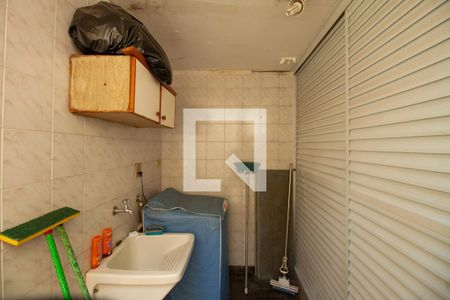 Casa à venda com 125m², 3 quartos e 2 vagas Casa à venda com 125m², 3 quartos e 2 vagasÁrea de Serviço