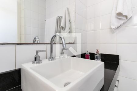 Apartamento à venda com 90m², 2 quartos e 2 vagasBanheiro do Quarto 1