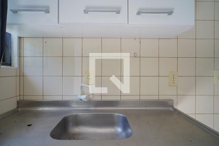 Cozinha de kitnet/studio para alugar com 1 quarto, 15m² em Trindade, Florianópolis