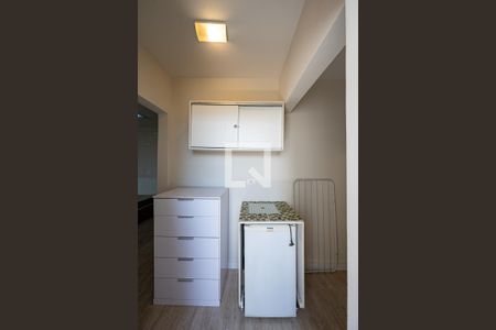 Cozinha de kitnet/studio para alugar com 1 quarto, 26m² em Vila Monte Alegre, São Paulo