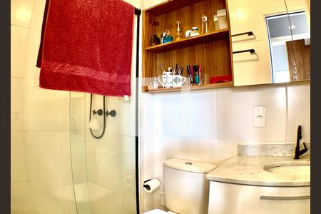 Apartamento para alugar com 83m², 2 quartos e 1 vaga Apartamento para alugar com 83m², 2 quartos e 1 vagaBanheiro