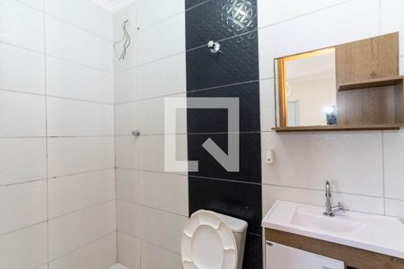 Banheiro da Suíte de casa para alugar com 2 quartos, 76m² em Jardim Bela Vista, Guarulhos