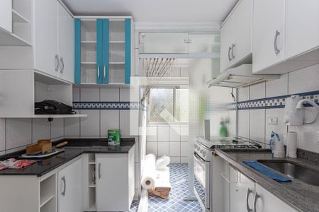 Cozinha de apartamento para alugar com 2 quartos, 50m² em Jardim Celeste, São Paulo