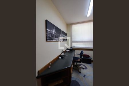 Casa de condomínio à venda com 6000m², 5 quartos e 10 vagasEscritório