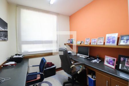 Casa de condomínio à venda com 6000m², 5 quartos e 10 vagasEscritório