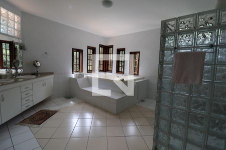 Casa de condomínio à venda com 6000m², 5 quartos e 10 vagasSuíte