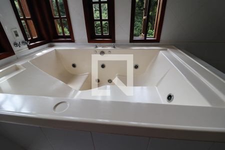 Casa de condomínio à venda com 6000m², 5 quartos e 10 vagasSuíte