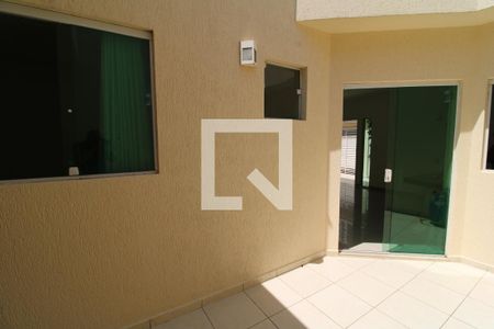 Casa à venda com 200m², 3 quartos e 3 vagasÁrea Comum