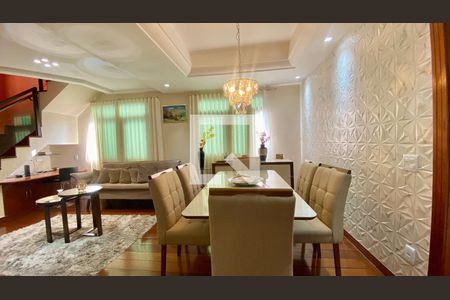 Apartamento à venda com 246m², 3 quartos e 4 vagas Apartamento à venda com 246m², 3 quartos e 4 vagasSala