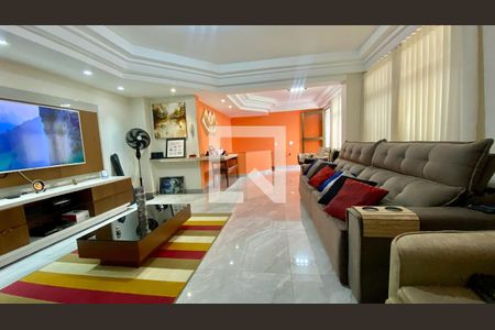 Apartamento à venda com 246m², 3 quartos e 4 vagas Apartamento à venda com 246m², 3 quartos e 4 vagasSala 2