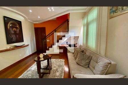 Apartamento à venda com 246m², 3 quartos e 4 vagas Apartamento à venda com 246m², 3 quartos e 4 vagasSala