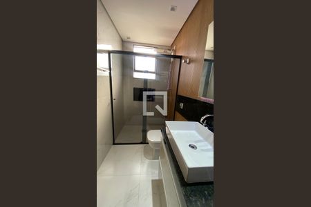 Apartamento à venda com 246m², 3 quartos e 4 vagas Apartamento à venda com 246m², 3 quartos e 4 vagasBanheiro Social