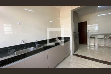 Apartamento à venda com 246m², 3 quartos e 4 vagas Apartamento à venda com 246m², 3 quartos e 4 vagasÁrea de Serviço