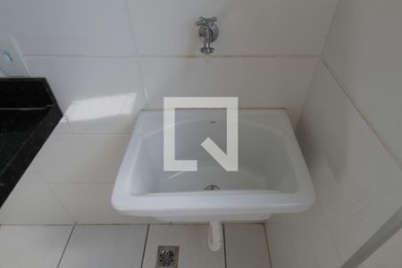 Apartamento à venda com 55m², 2 quartos e 1 vagaCozinha e Área de Serviço