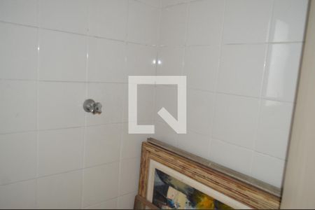 Apartamento à venda com 135m², 3 quartos e 2 vagasBanheiro de Serviço