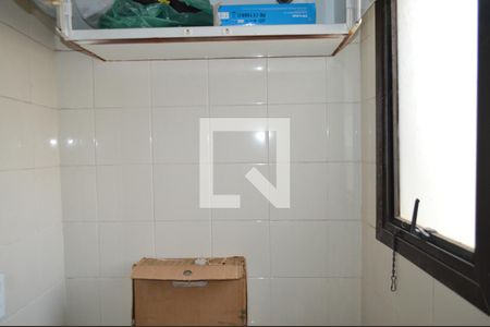 Apartamento à venda com 135m², 3 quartos e 2 vagasBanheiro de Serviço