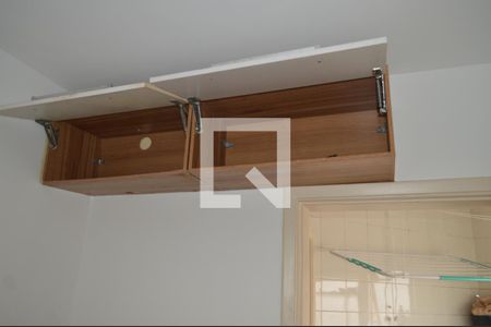 Apartamento à venda com 135m², 3 quartos e 2 vagasQuarto Serviço