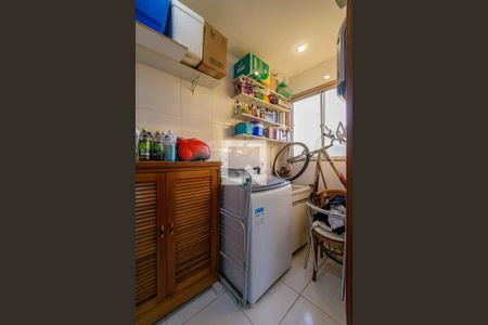 Apartamento à venda com 120m², 3 quartos e 1 vagaÁrea de Serviço