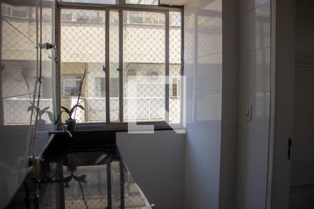 Apartamento para alugar com 99m², 2 quartos e 1 vagaDetalhe da área de serviço