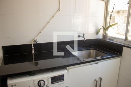 Apartamento para alugar com 99m², 2 quartos e 1 vagaDetalhe da área de serviço