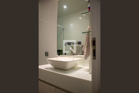 Apartamento para alugar com 99m², 2 quartos e 1 vagaBanheiro